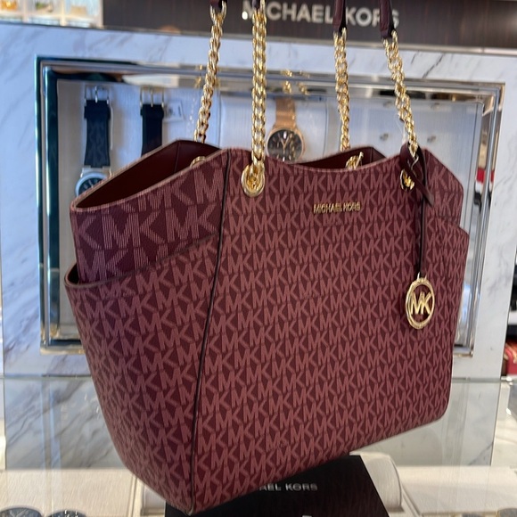 MICHAEL KORS 
Jet Set Travel Large Signature Chain Shoulder Tote Bag
Oxblood
NWT - Picture 3 of 16
